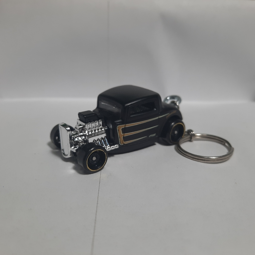 '32 Ford Keychain